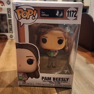 Funko Pam Beesly Pop! Figure – Pink Outfit, Green Mug
